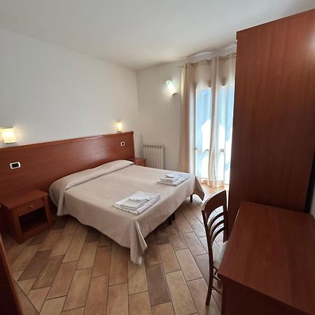 Hotel Gans Cascia Esterno foto