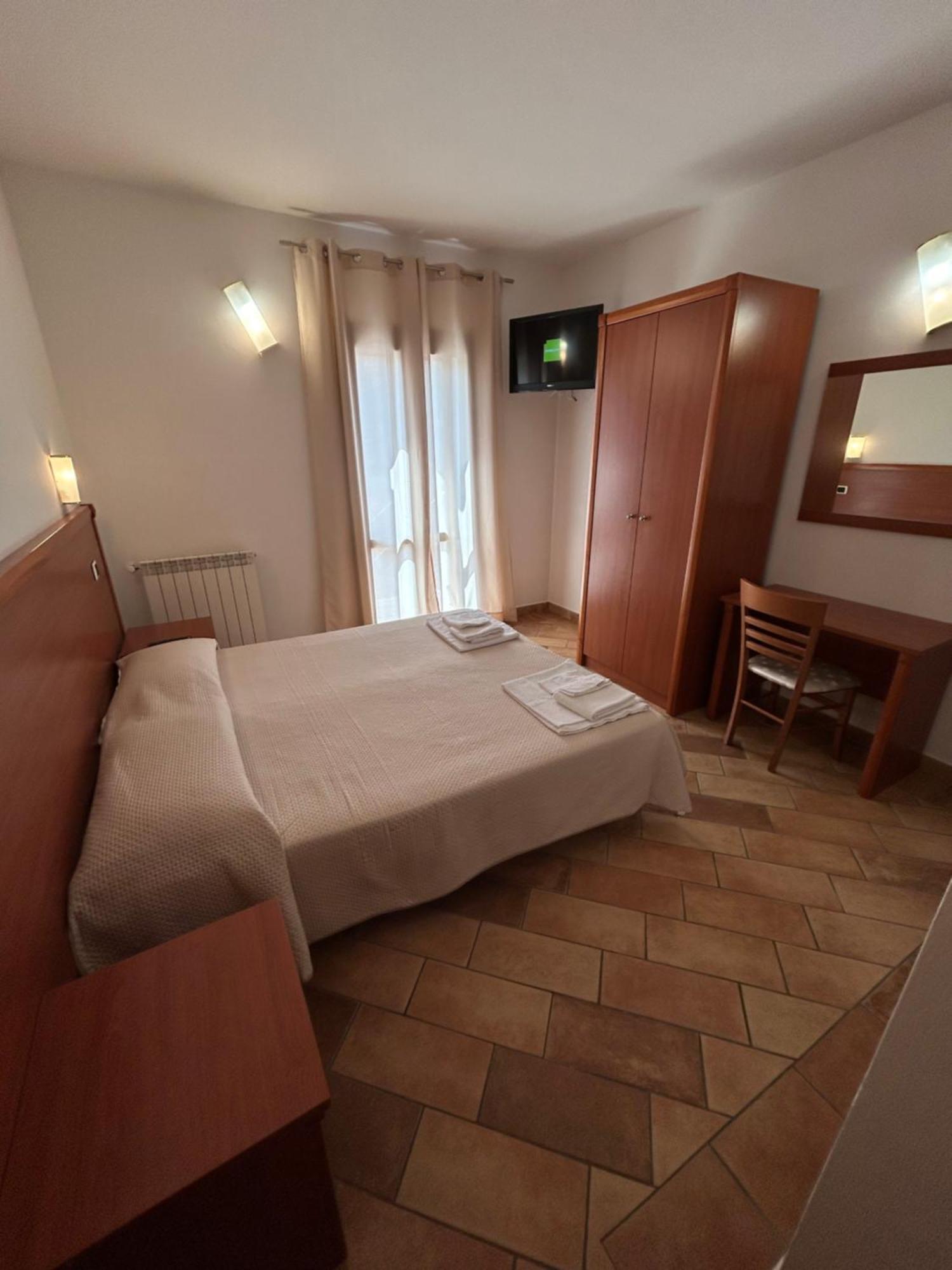 Hotel Gans Cascia Esterno foto